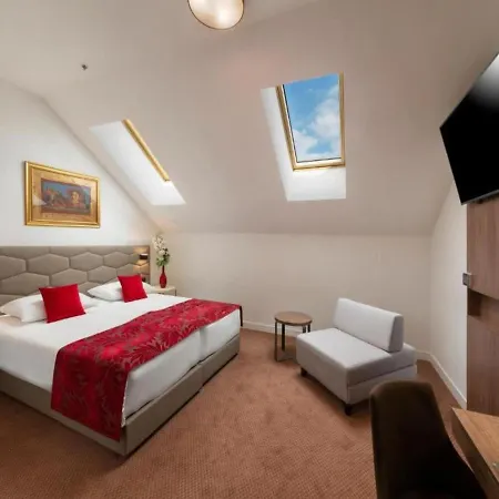 Hotel Optima Hotell