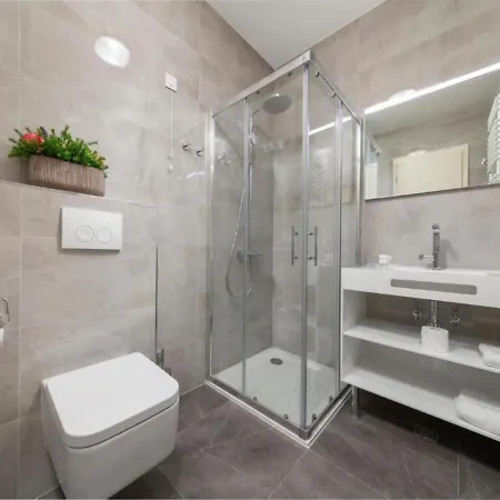 Hotell Hotel Optima 5*